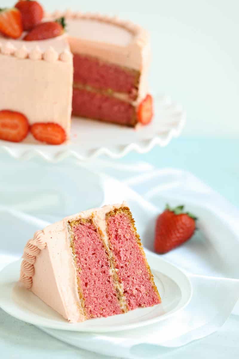 the BEST homemade strawberry cake (with Jello)